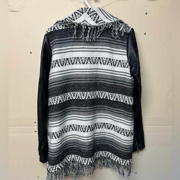 2/$75💥- JACKET | Women’s RVCA Nature x Industry jacket size large - Picture 5 of 6